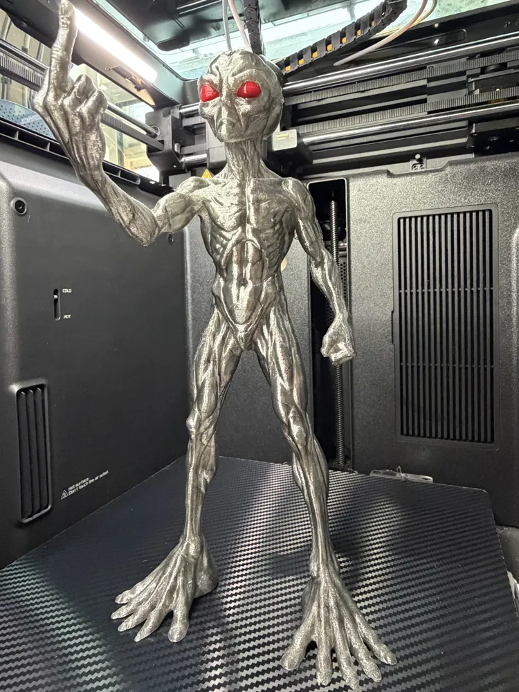 Alien Roswell Renegade, photo 5 of 5 - Alien Roswell Renegade Miniatures
