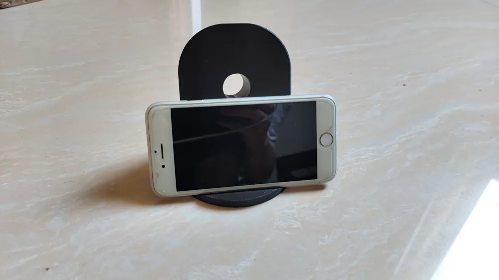 Inclined disc cell phone holder, photo 2 of 5 - Inclined disc cell phone holder Household