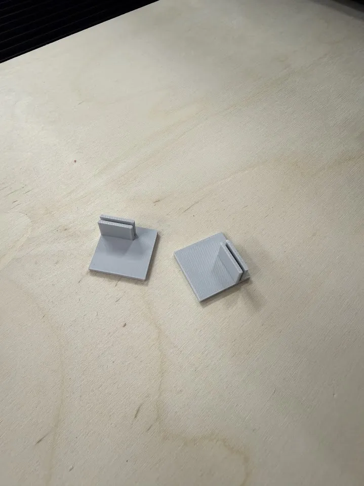 Atomstack R7 Conveyer material hold down clips, photo 2 of 5 - Atomstack R7 Conveyer material hold down clips Tools