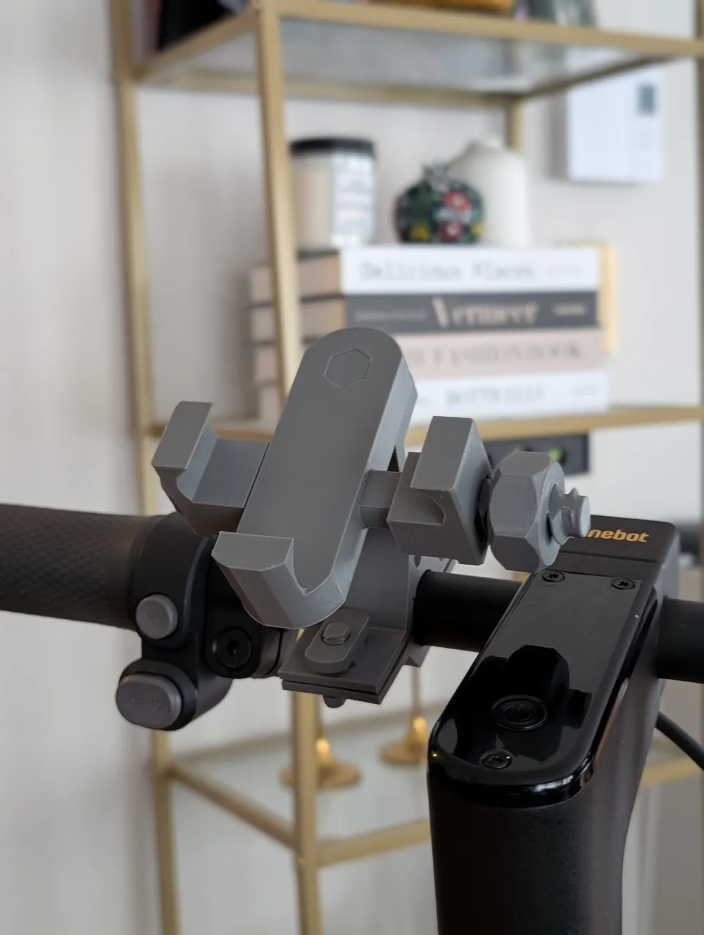 Bike/ebike handlebar phone mount v2, photo 3 of 4 - Bike/ebike handlebar phone mount v2 Hobby & DIY