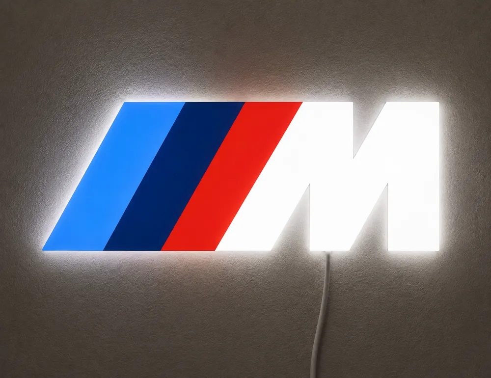 BMW LIGHTBOX, photo 2 of 4 - BMW LIGHTBOX Art