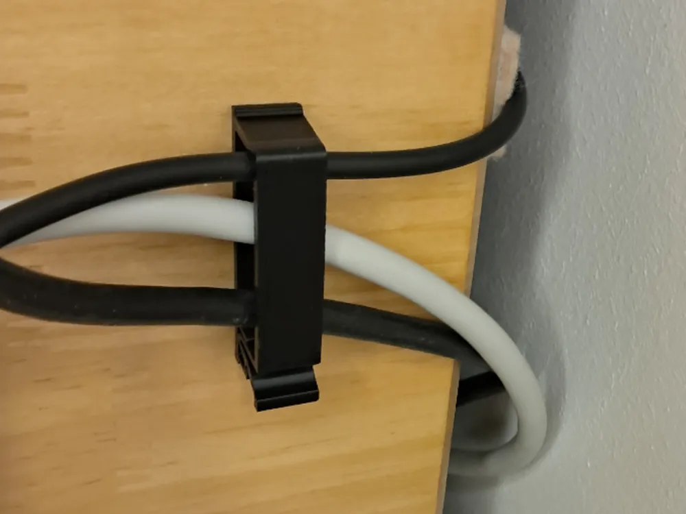 Clips pour cable management - 3D printed Office, in stock in India