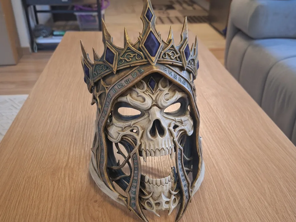 Krone mit Maske - Totenbeschwörer [Tragbar]