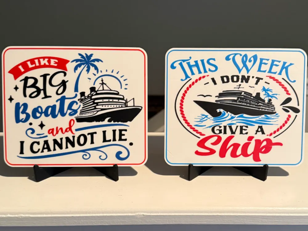 CRUISE SHIP DECORATIONS