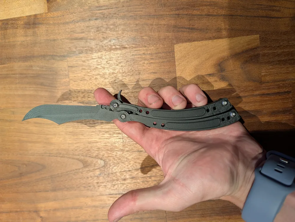 CS Butterfly Knife, photo 5 of 5 - CS Butterfly Knife Props & Cosplays