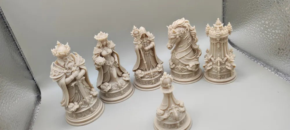 Dark Sovereign CHESS Set, photo 3 of 4 - Dark Sovereign CHESS Set Toys & Games