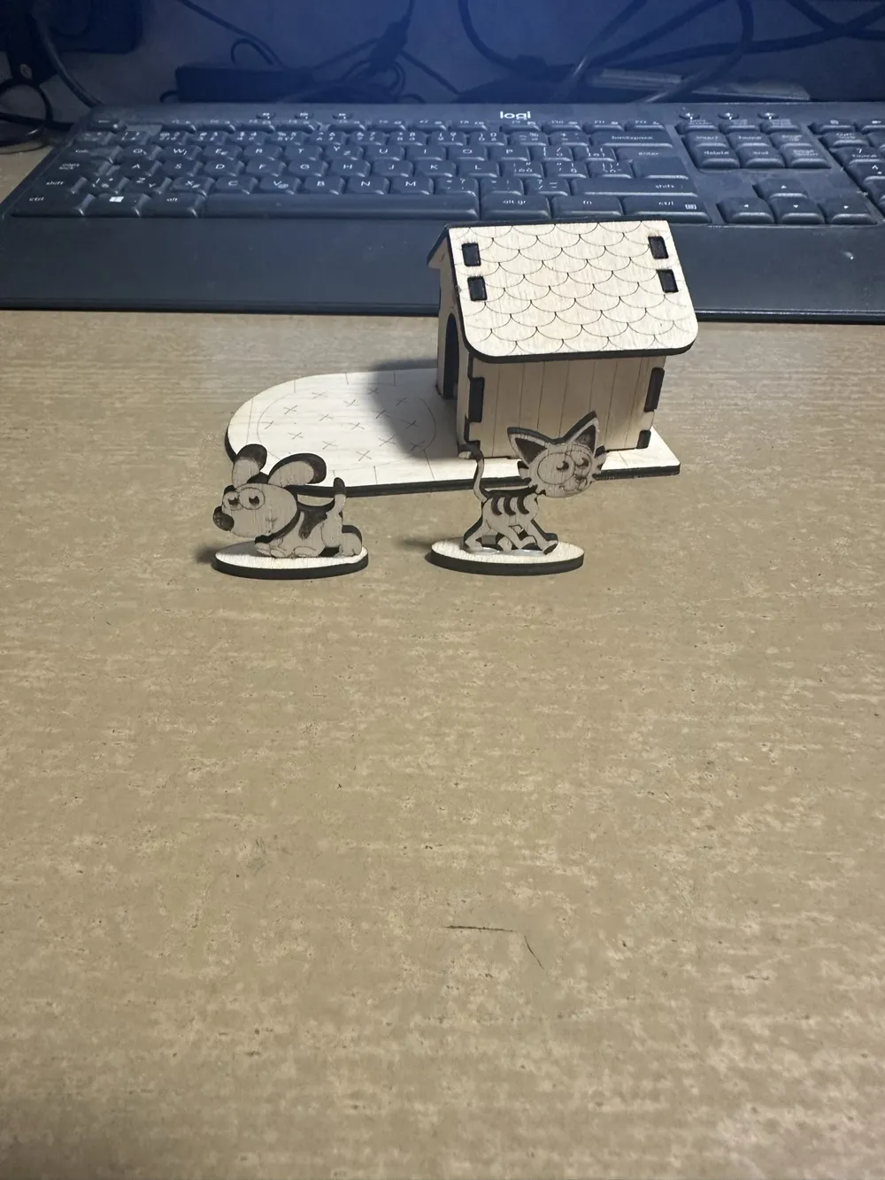 Dog and cat, photo 2 of 3 - Dog and cat Miniatures