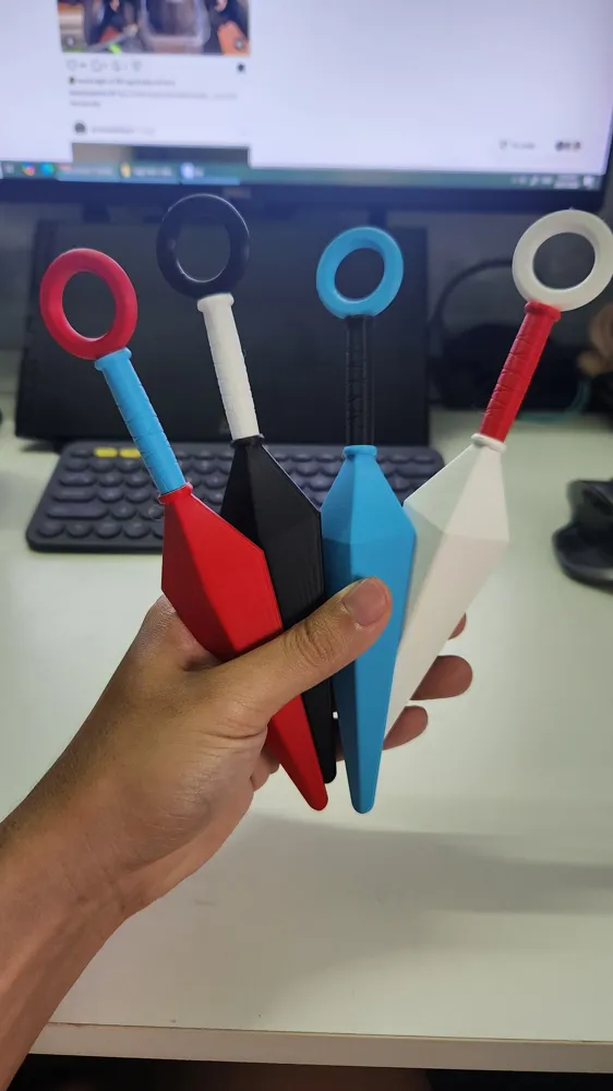 Kunai For Children (not sharp), photo 2 of 4 - Kunai For Children (not sharp) Props & Cosplays