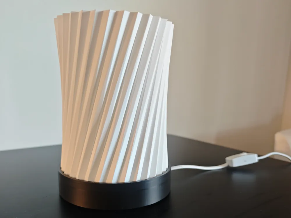 Lamp socket bas, swappable shade - 3D printed Decor, in stock in India