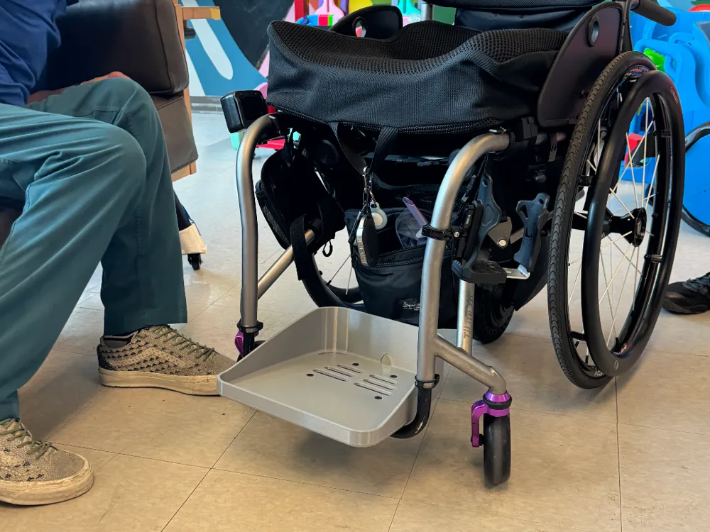 Customizable Wheelchair Foot Plate