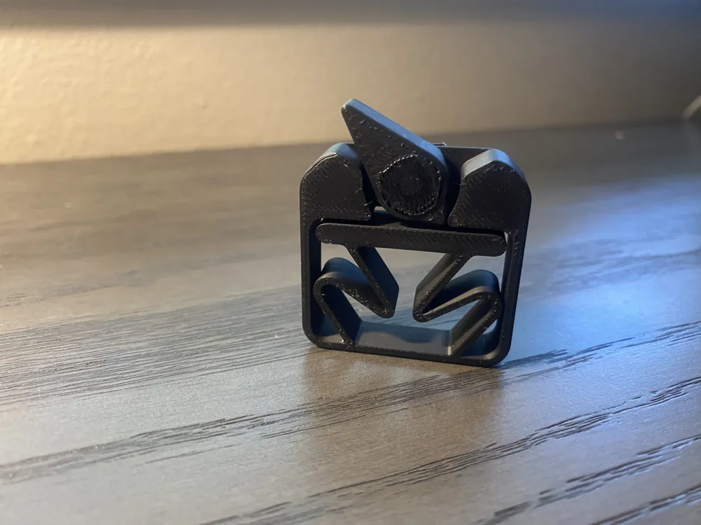 Mechanical Lever Switch Fidget, photo 2 of 5 - Mechanical Lever Switch Fidget Toys & Games