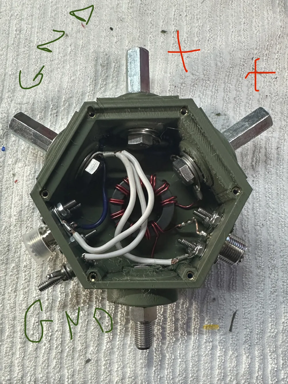 Multi Configuration Antenna Hub, photo 5 of 5 - Multi Configuration Antenna Hub Hobby & DIY