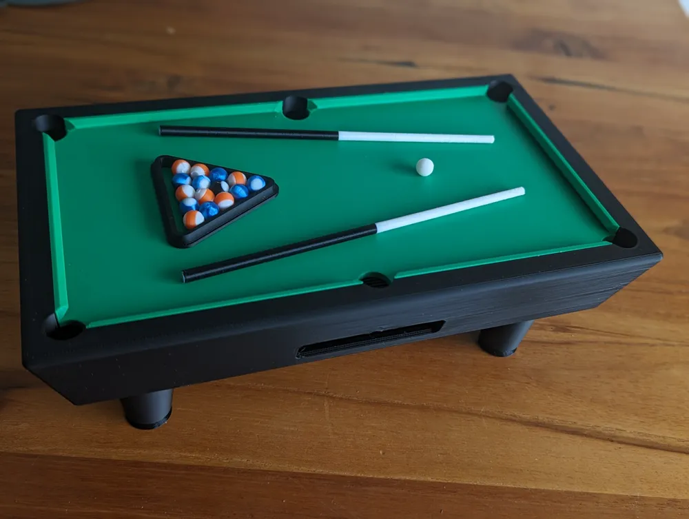 Playable mini billard table, photo 3 of 4 - Playable mini billard table Toys & Games