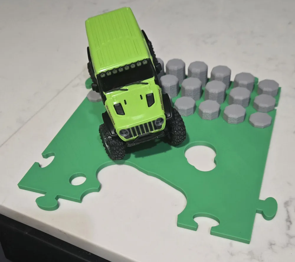 RC Crawler Plate Cliffside, photo 4 of 5 - RC Crawler Plate Cliffside Hobby & DIY