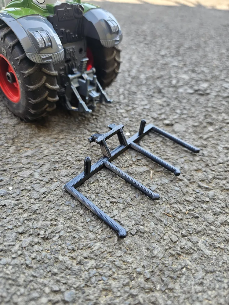SIKU Control bale fork at the rear, photo 4 of 5 - SIKU Control bale fork at the rear Toys & Games