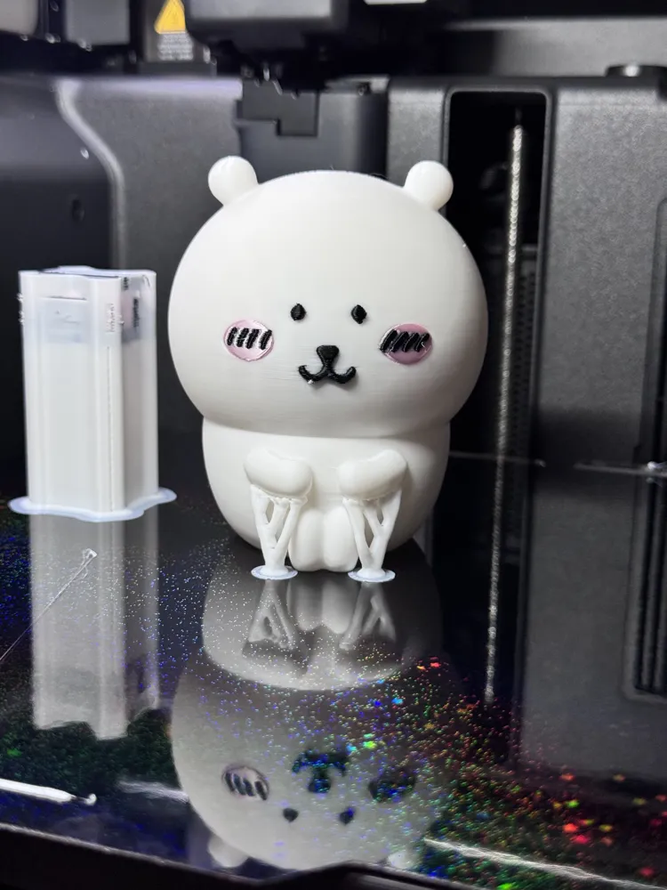 Seated self-deprecating bear (multiple colors in one), photo 3 of 3 - Seated self-deprecating bear (multiple colors in one) Art