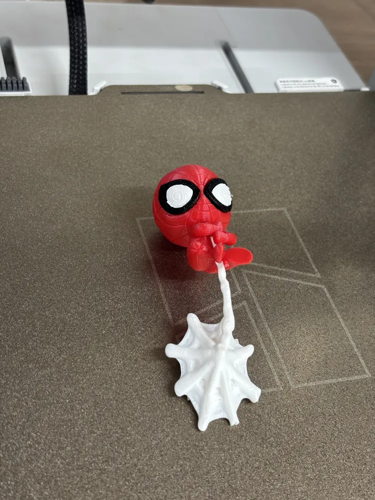 Spider-Man Monitor Buddy, photo 4 of 4 - Spider-Man Monitor Buddy Miniatures