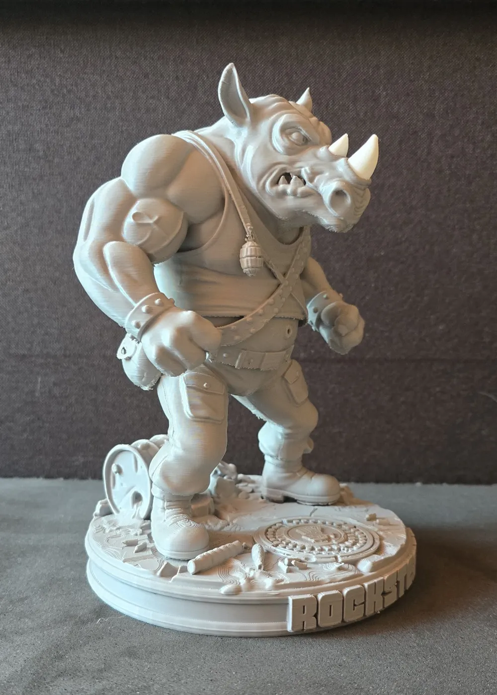 Rocksteady Statue, photo 4 of 5 - Rocksteady Statue Miniatures