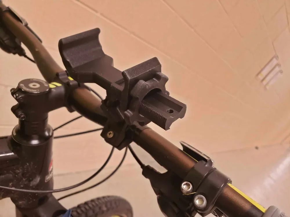 Universal Handlebar Phone Mount V2, photo 3 of 4 - Universal Handlebar Phone Mount V2 Hobby & DIY
