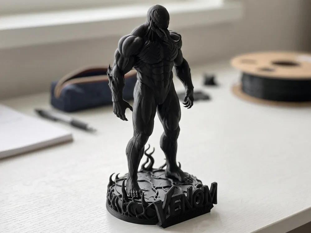 Venom Symbiote Figure, photo 3 of 4 - Venom Symbiote Figure Art